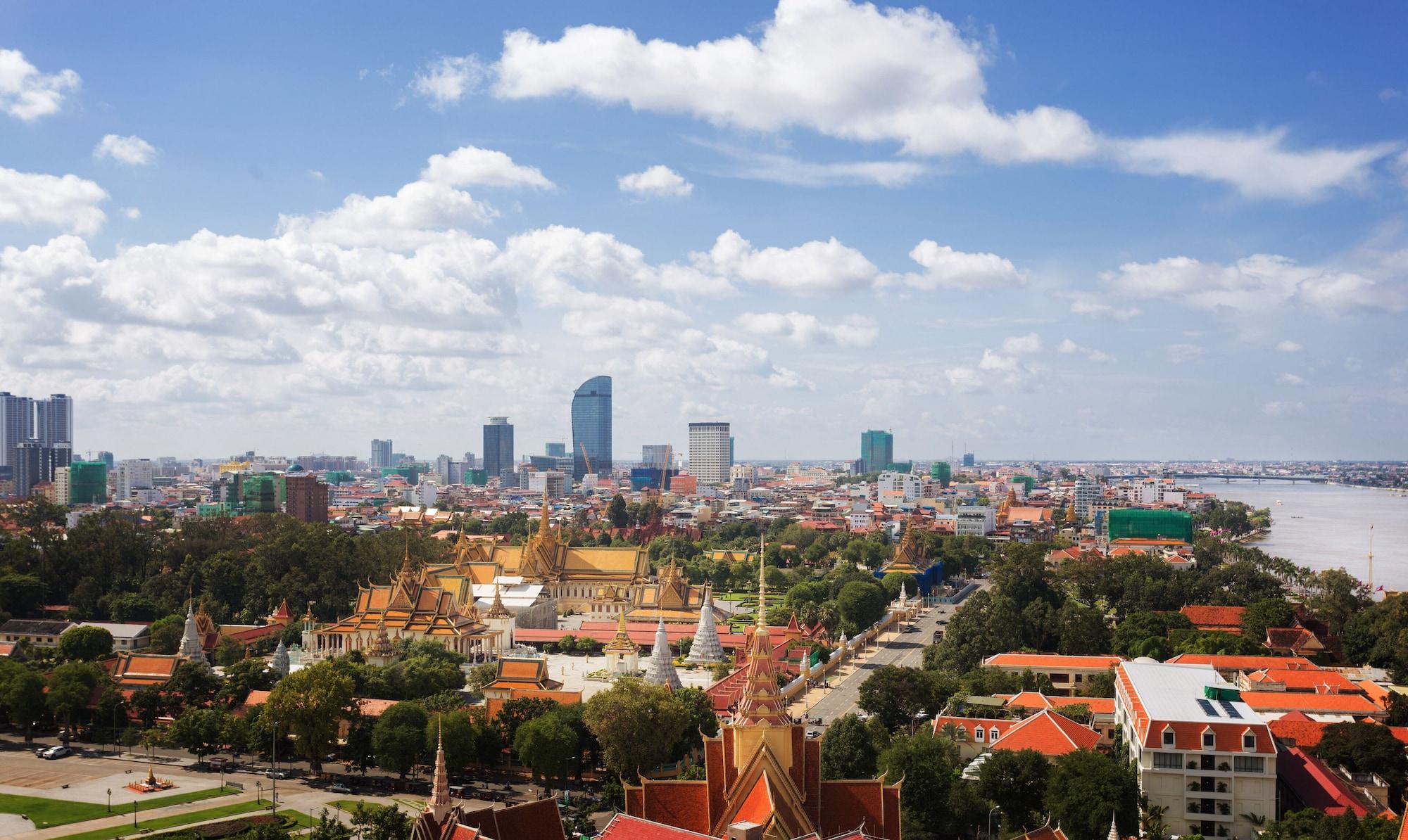 โรงแรม โรงแรมเอเมียน